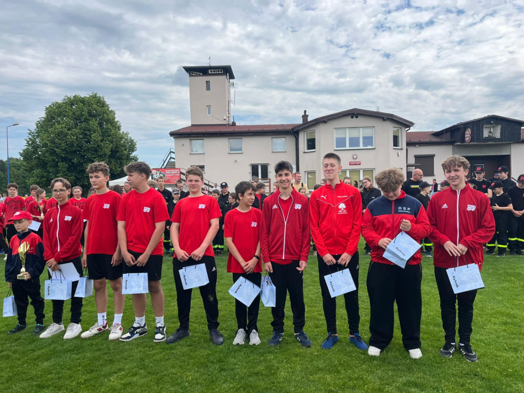 503364958_1121344100021041_5891595352844369365_n